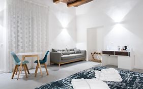 Dada Suite
